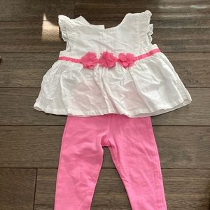 Guess Toddler girl outfit 12 months